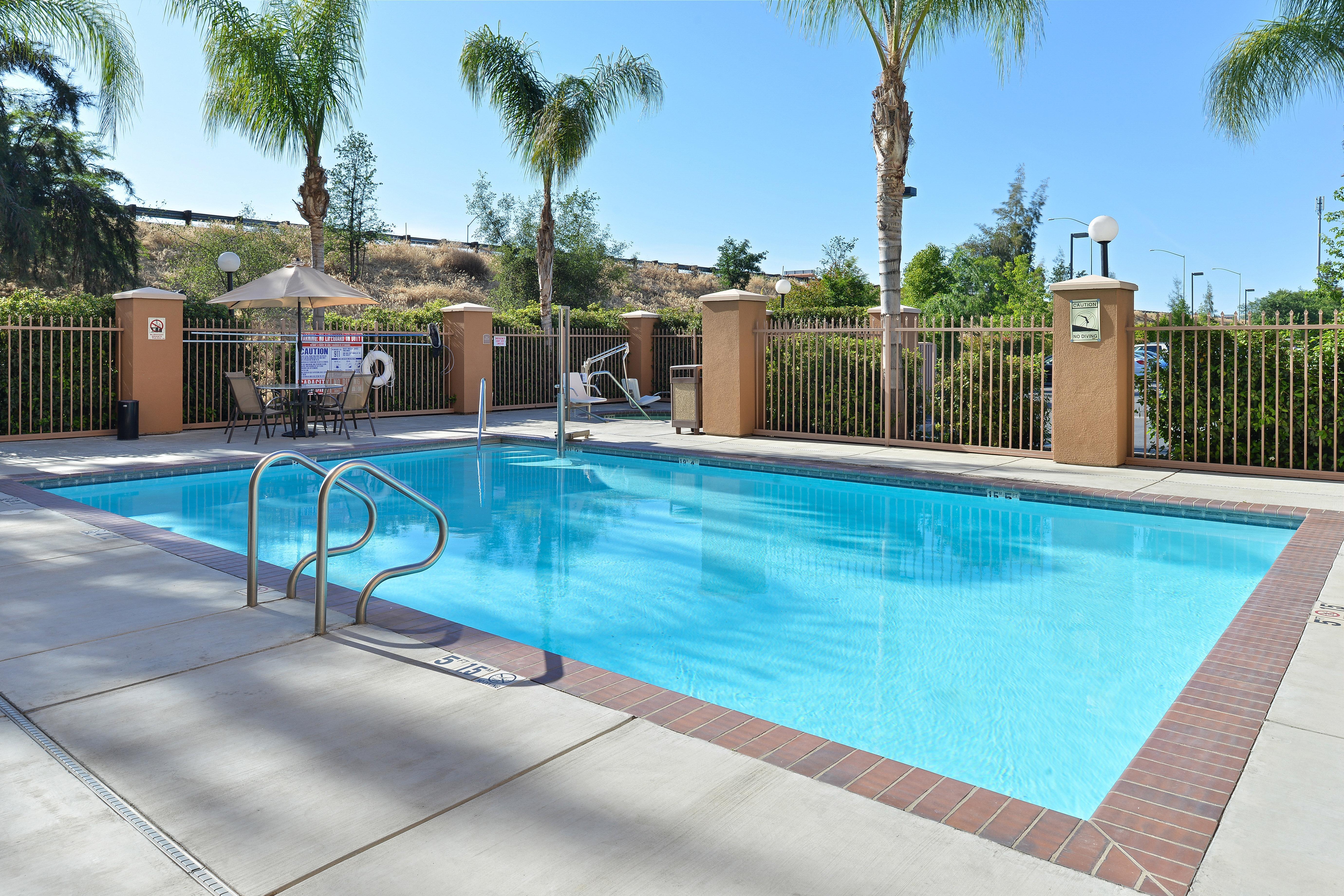 Holiday Inn Express Fresno River Park Highway 41 By Ihg Экстерьер фото