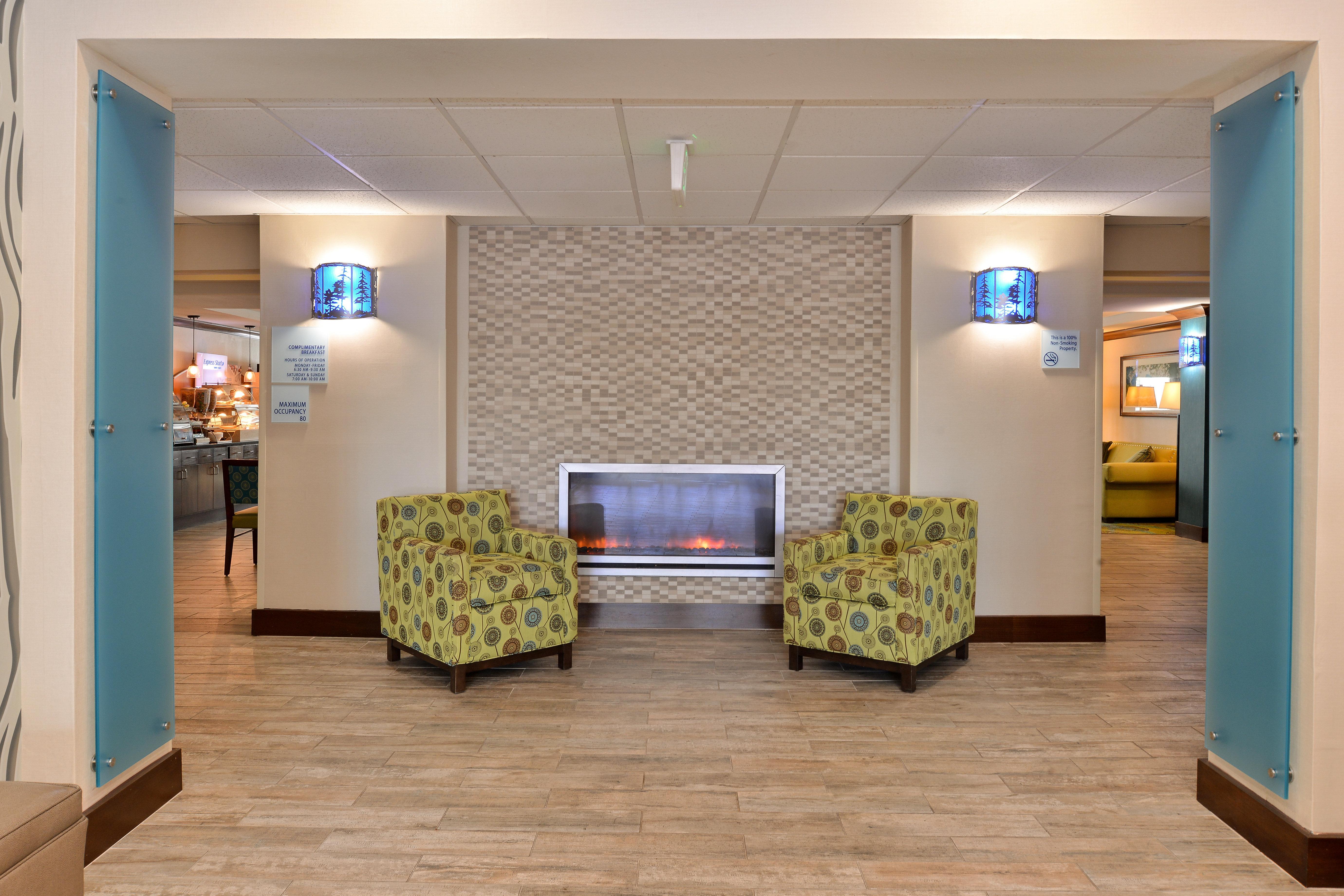 Holiday Inn Express Fresno River Park Highway 41 By Ihg Экстерьер фото